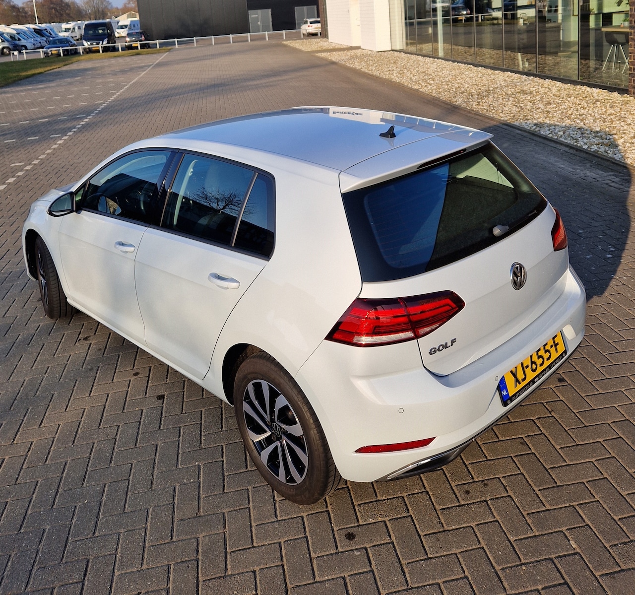 Volkswagen Golf - 1.0 TSI Comfortline - AutoWereld.nl