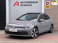 Volkswagen Golf - 1.4 eHybrid GTE Pano/HuD/Camera/Blindspot