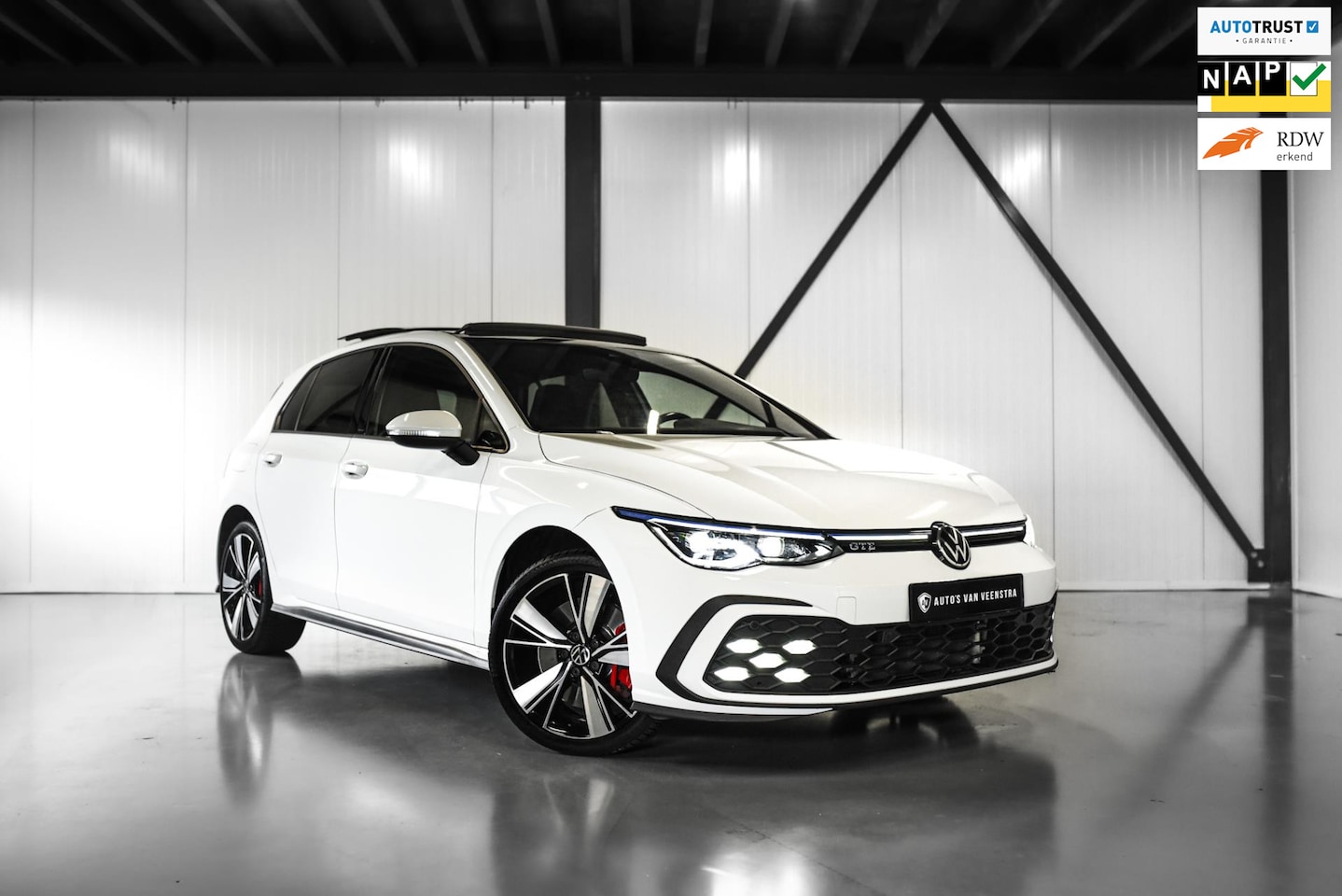 Volkswagen Golf - 1.4 GTE | PANO | IQ LED | ACC | Stuur / Stoelverwarming | Apple Car Play - AutoWereld.nl