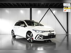 Volkswagen Golf - 1.4 GTE | PANO | IQ LED | ACC | Apple Car Play | Stuur / Stoelverwarming