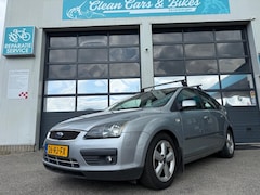 Ford Focus - 1.6-16V First Ed