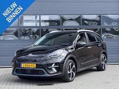 Kia e-Niro - EXECUTIVELINE 64 KWH I FASE 3 I TREKHAAK I CAMERA I CARPLAY I CLIMATE CONTROL