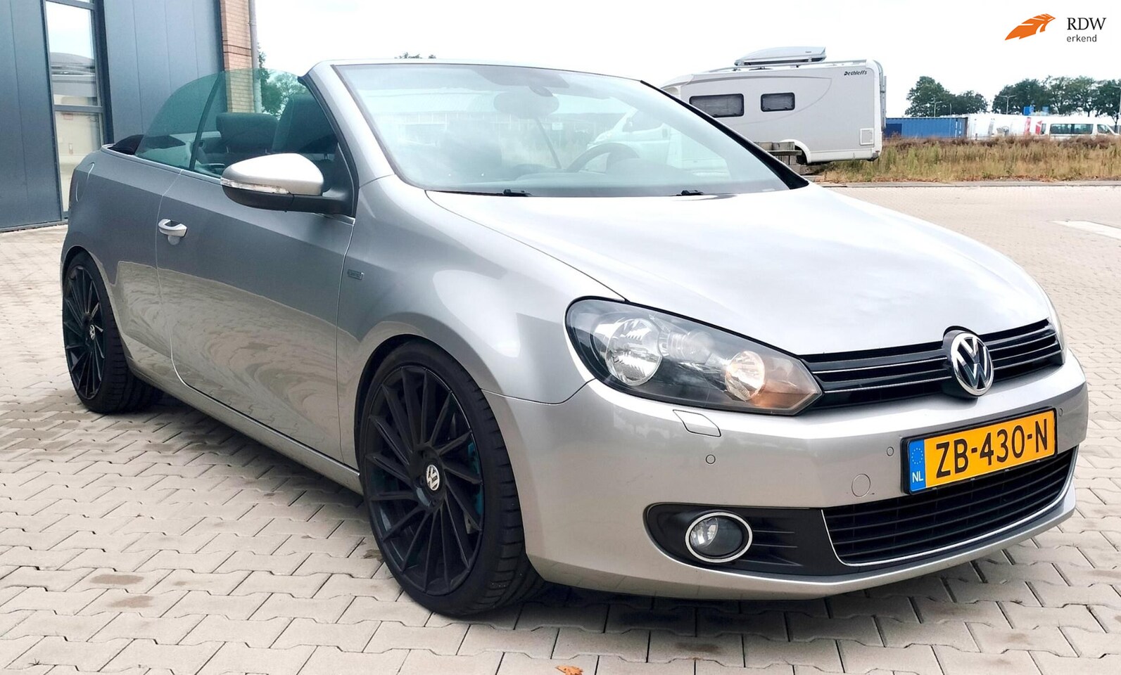 Volkswagen Golf Cabriolet - 1.2 TSI BlueMotion LIFE Navigatie Cabrio Stoelverwarming - AutoWereld.nl