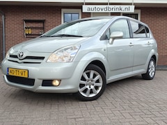 Toyota Verso - 1.8 VVT-i Dynamic7p. BIJGELUID IN VERSNELLINGSBAK