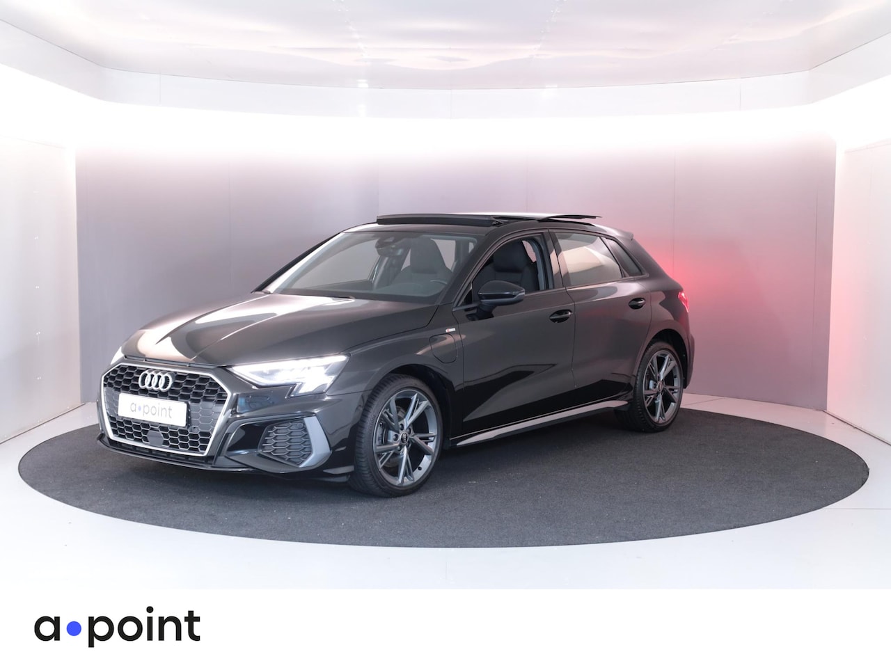 Audi A3 Sportback - 40 TFSI e Advanced edition 204 pk S-tronic | Navigatie | Panoramadak | Parkeersensoren (Pa - AutoWereld.nl