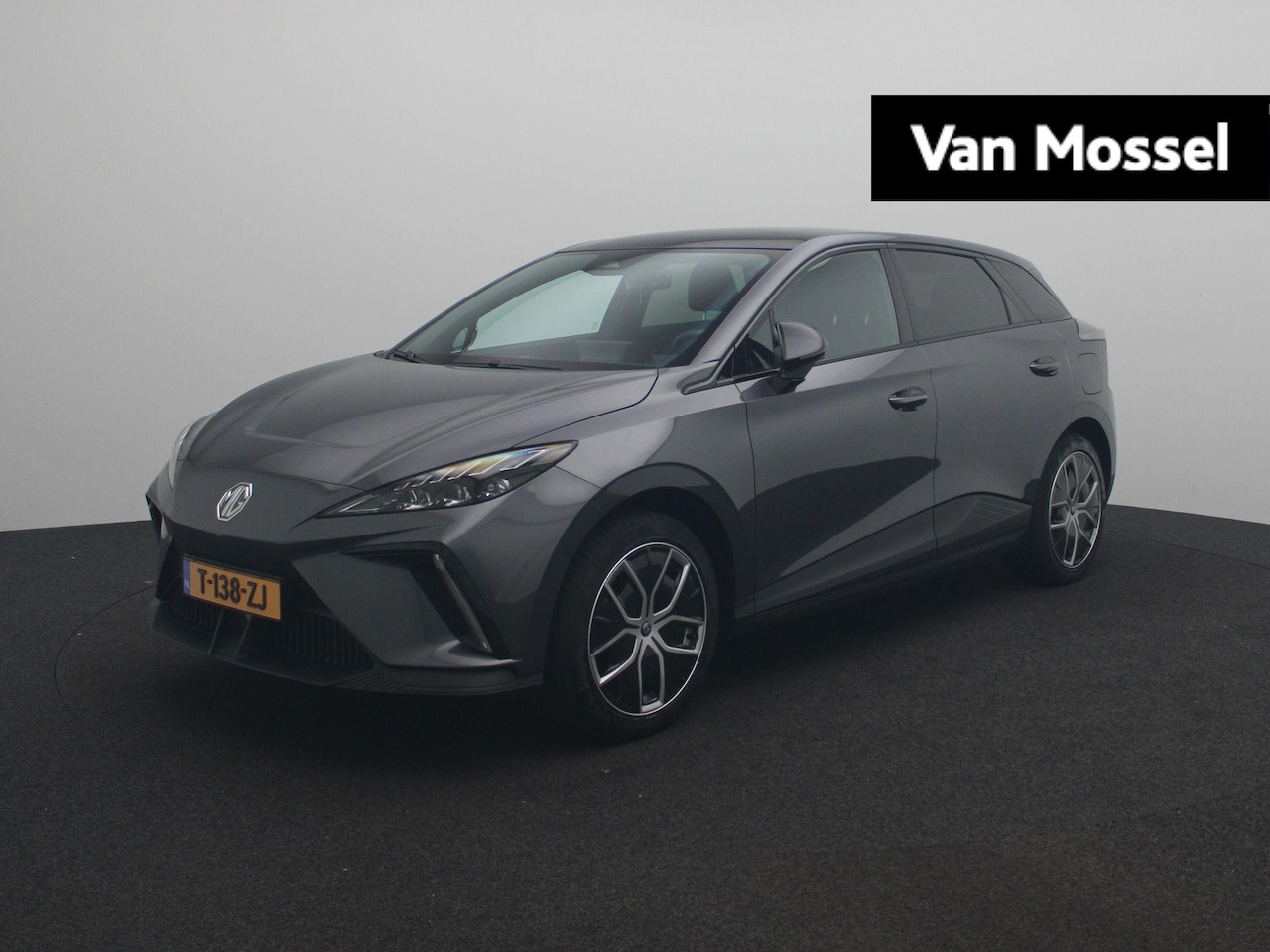 MG 4 - 77kWh Trophy Extended Range | 1e-Eigenaar | Led Koplampen | Navi | Camera | Adaptive Cruis - AutoWereld.nl