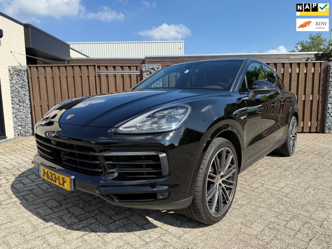 Porsche Cayenne Coupé - 3.0 E-Hybrid MATRIX - PANORAMA - SPORT CHRONO - COMFORTSTOELEN - AutoWereld.nl