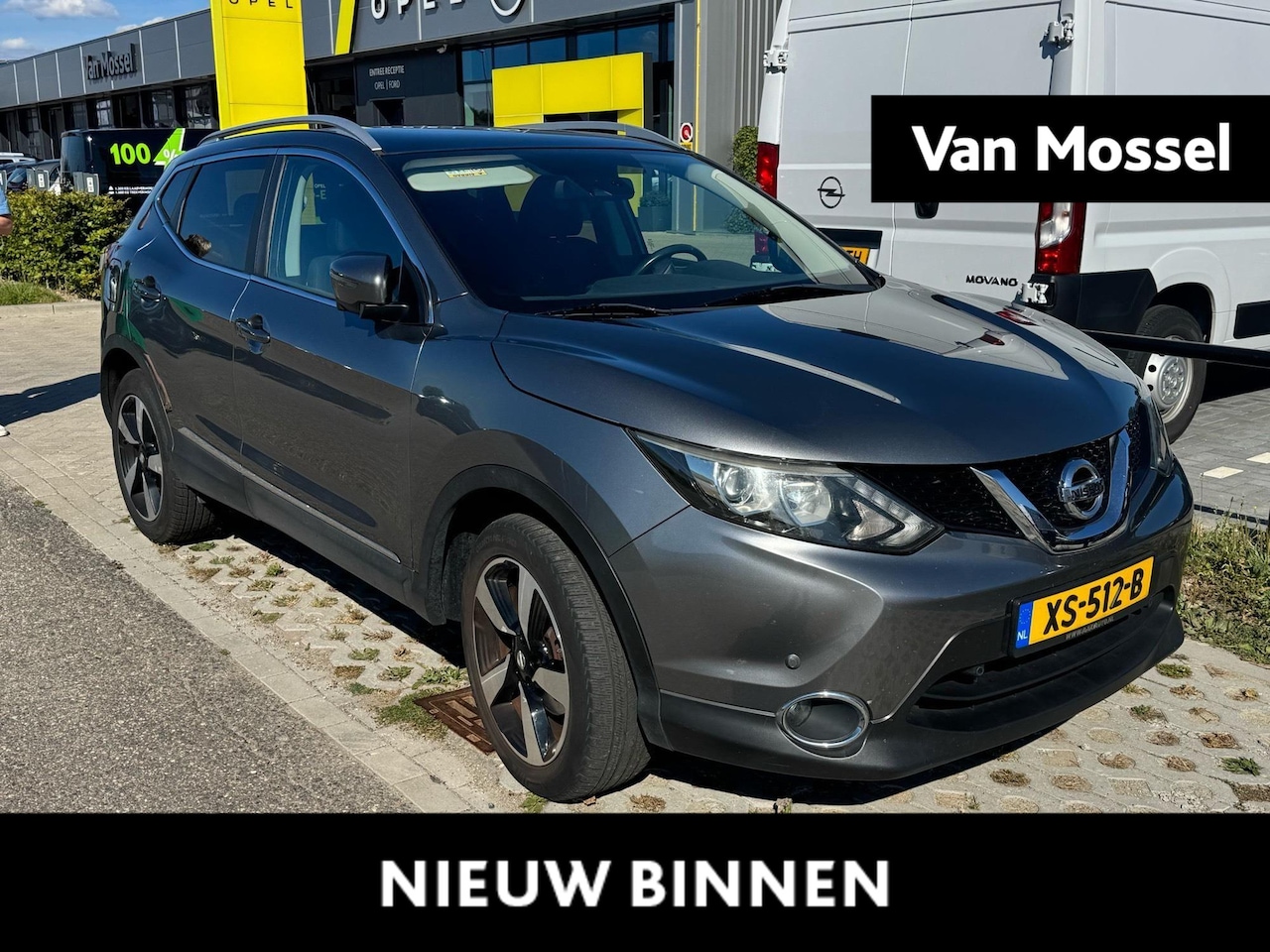 Nissan Qashqai - 1.2 N-Vision | Panoramodak | Camera | Trekhaak! - AutoWereld.nl