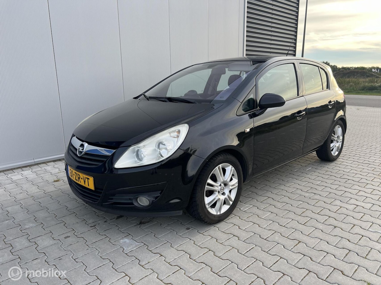 Opel Corsa - 1.4-16V Cosmo 1.4-16V Cosmo - AutoWereld.nl