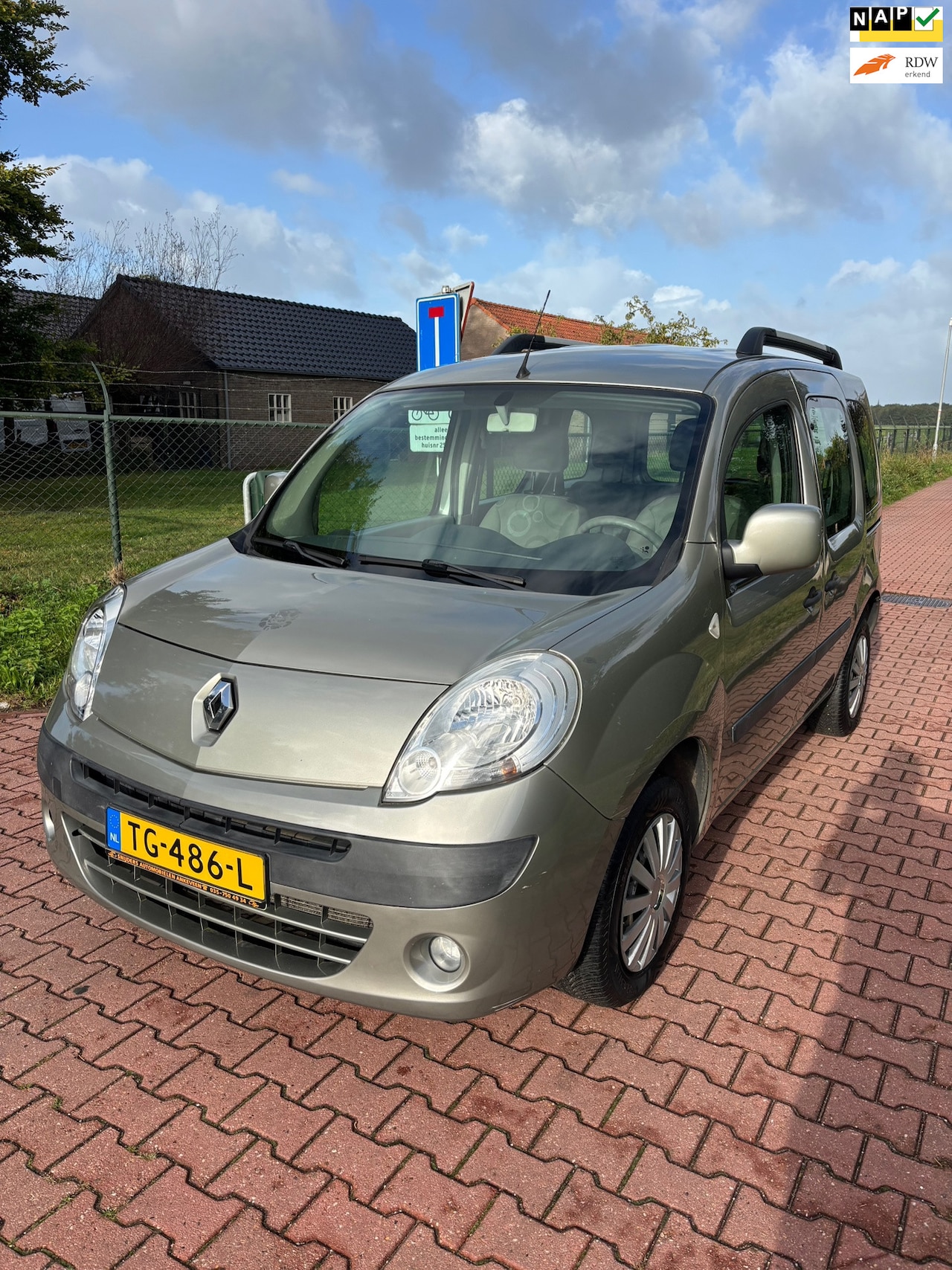 Renault Kangoo Family - 1.6-16V Expression NAP AIRCO NWE APK! - AutoWereld.nl