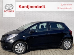 Toyota Yaris - 1.3 VVTi Sol 5-deurs | Trekhaak | NL auto | Airco