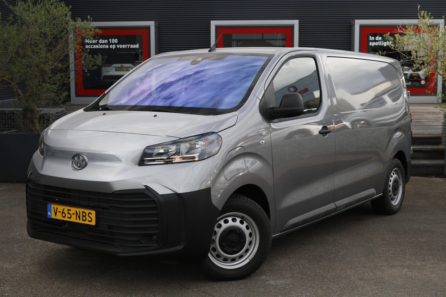 Toyota ProAce Electric Worker - Challenger Extra Range L1 75 kWh - AutoWereld.nl