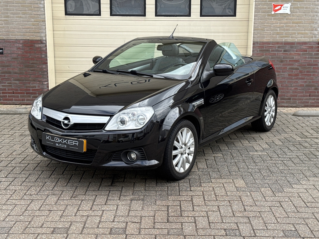 Opel Tigra TwinTop - 1.4-16V Enjoy Airco | AUTOMAAT - AutoWereld.nl