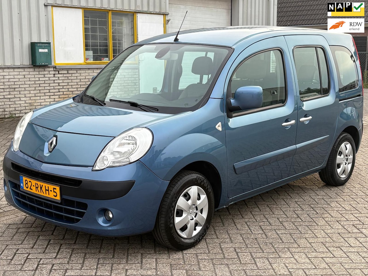 Renault Kangoo Family - 1.6 I 16V 106 PK Bj 2011 Expression Luxe 1e Eig Ecc Airco Cruise Control Elec.Pakket 2x Sc - AutoWereld.nl