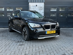 BMW X1 - SDrive18i Executive, Schuifdak, Leder, Sportstoelen