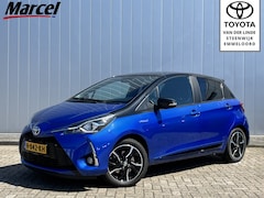 Toyota Yaris - 1.5 Hybrid Premium Bi-Tone Panorama Trekhaak Keyless Stoelverwarming Full Options