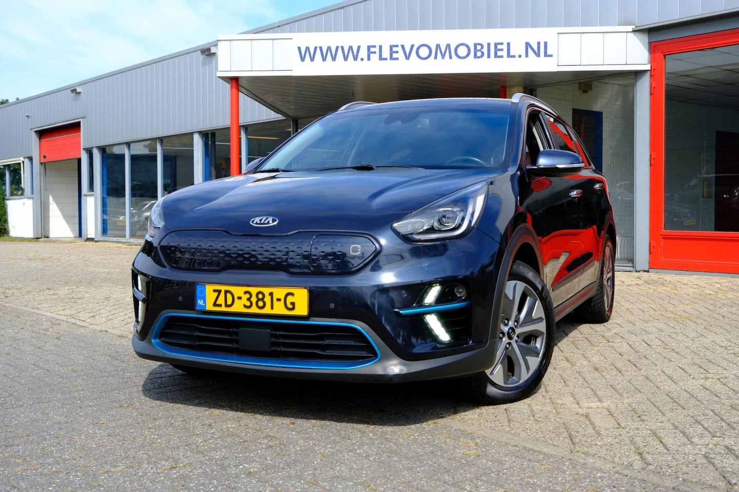 Kia e-Niro - ExecutiveLine 64 kWh Aut. Leder|Navi|Cam|LMV|Apple CarPlay - AutoWereld.nl