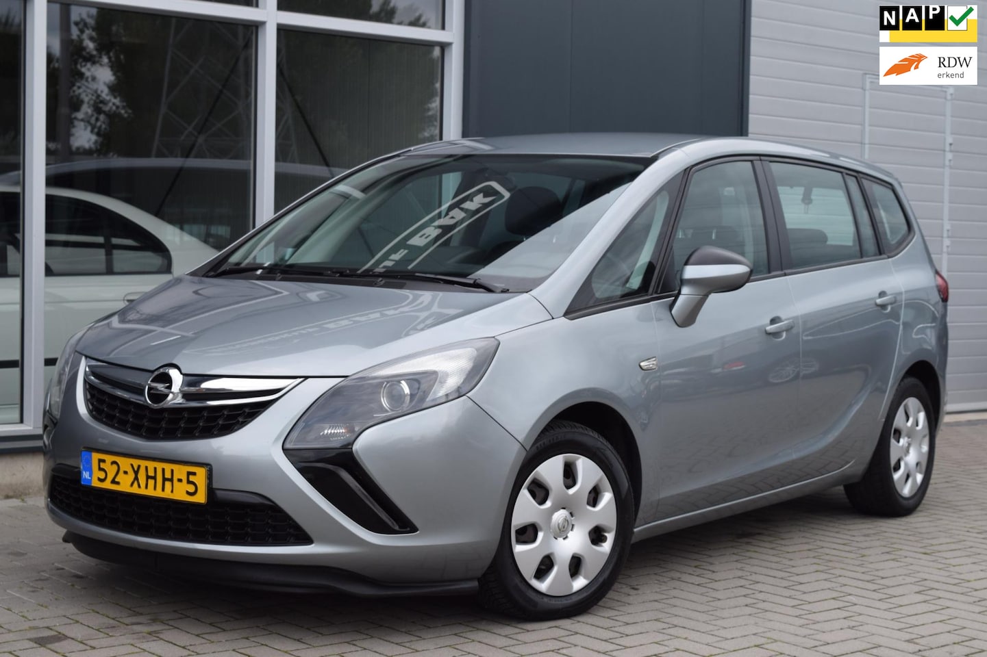 Opel Zafira Tourer - 1.4 Edition | Airco | Cruise | Navi | APK 9-2026 ! - AutoWereld.nl