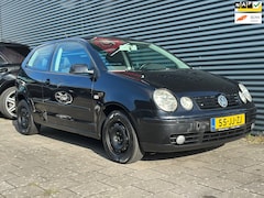 Volkswagen Polo - 1.4-16V