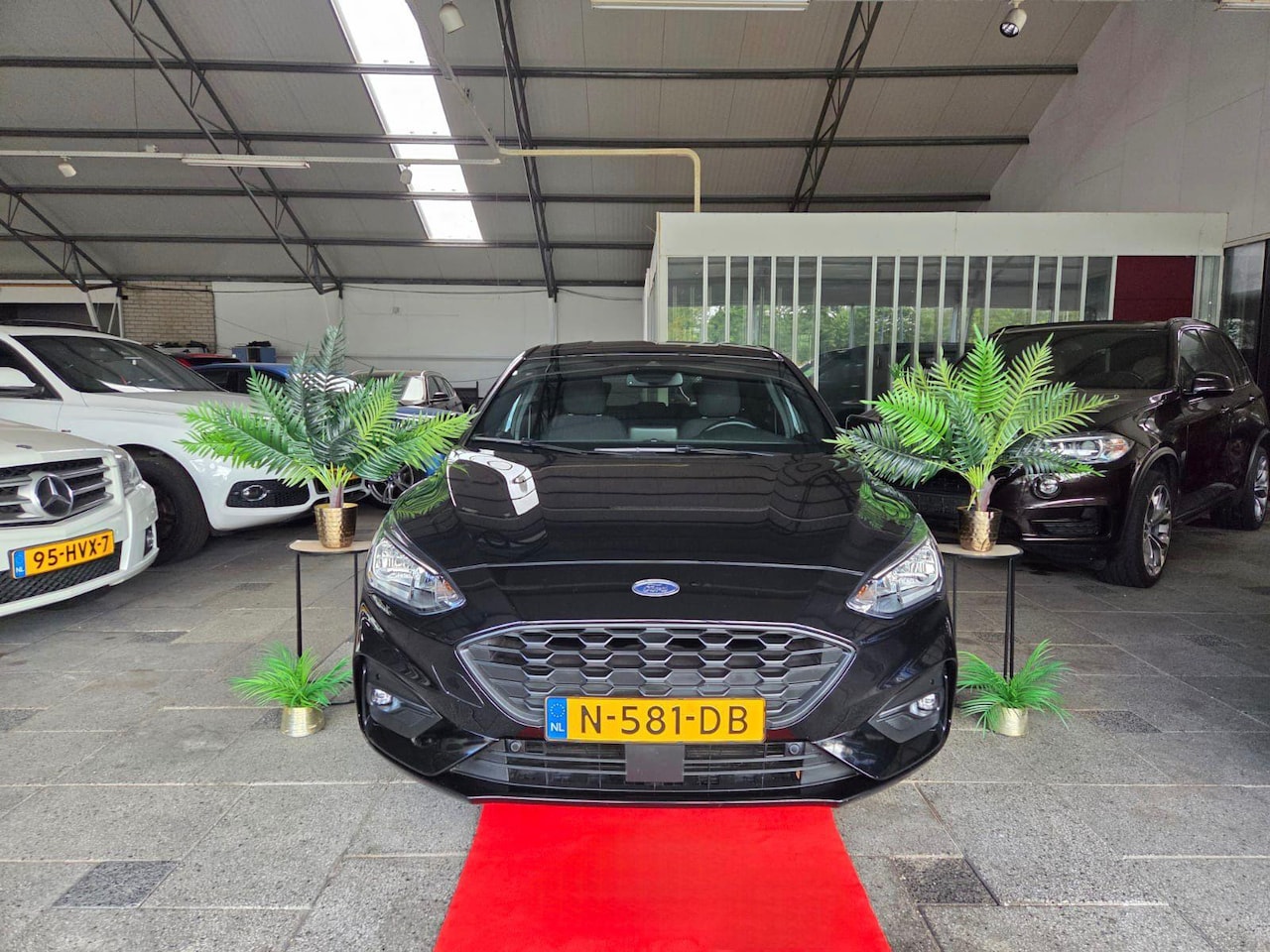 Ford Focus - 1.5 TDCI ST - Line DIGITAL DASH NAVI CAMERA 2021 NAP! - AutoWereld.nl