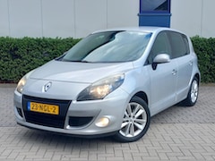 Renault Scénic - 1.4 TCE 130 Celsium Navigatie Trekhaak