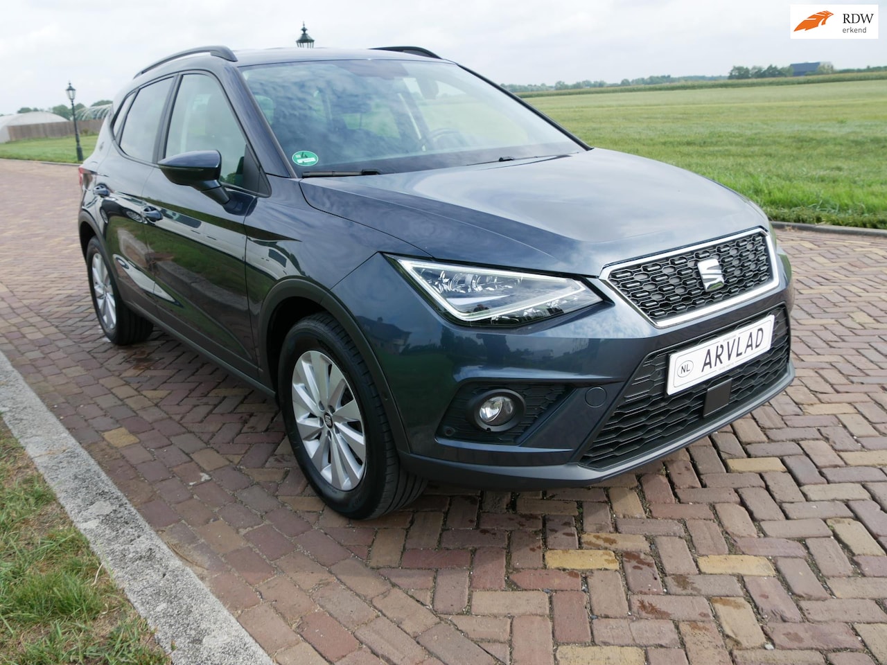 SEAT Arona - 1.0 TGI STYLE CLIMA NAVI CAMERA ADAP-CRUISE ** 8699 NETTO ** - AutoWereld.nl