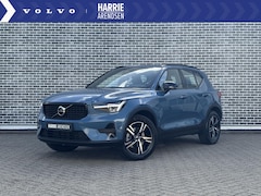 Volvo XC40 - 2.0 B4 Plus Dark | Trekhaak | Adaptive cruise control | Verwarmbare voorruit | Dode hoek d