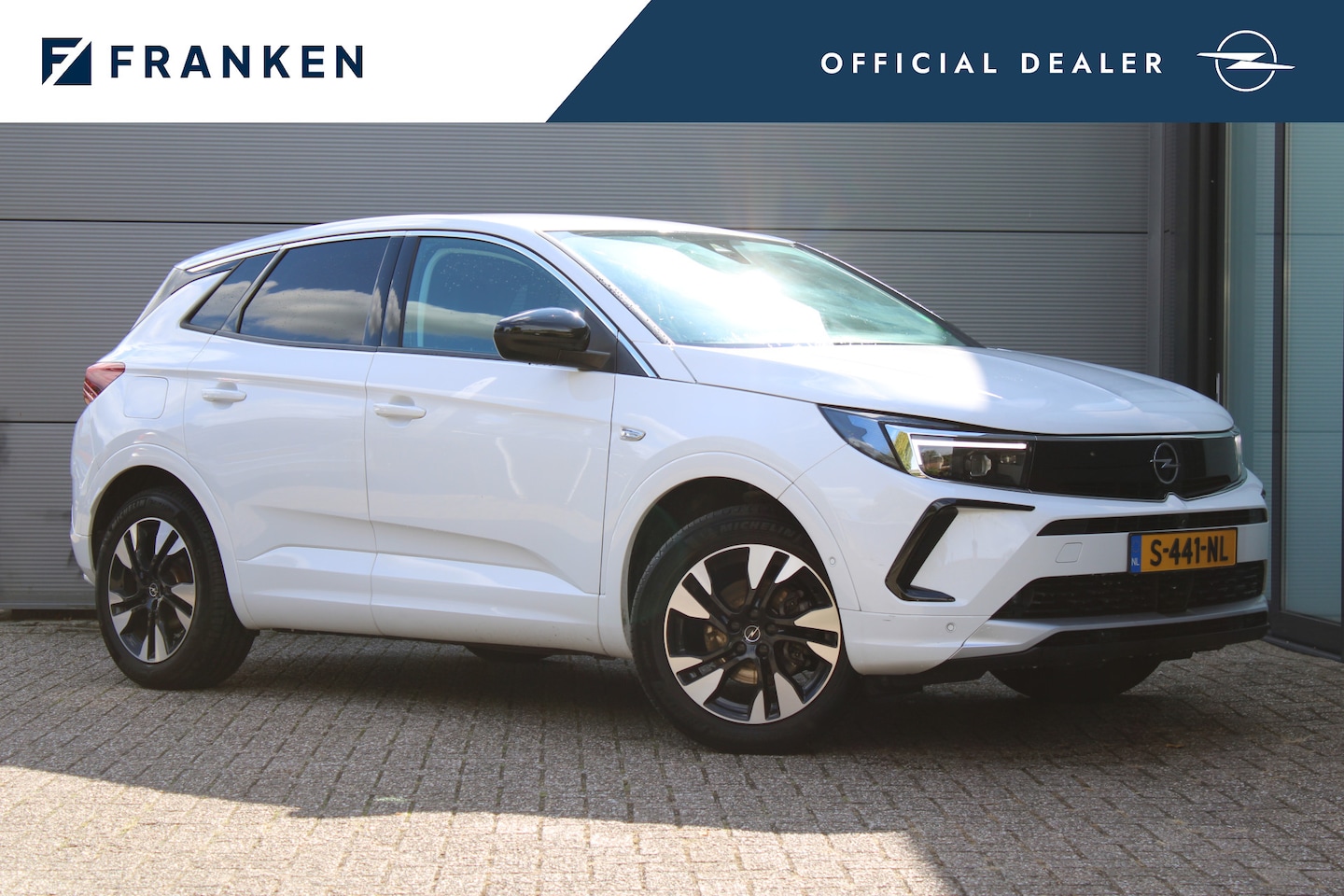 Opel Grandland - 1.2 Turbo Level 3 | Trekhaak | Camera | Navigatie | Cruise Control | BLIS - AutoWereld.nl