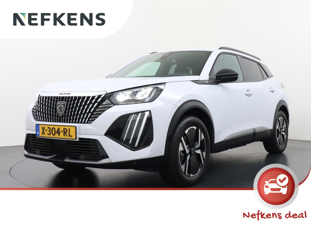 Peugeot e-2008 - EV Allure 54 kWh 156 pk | Parkeersensoren Voor en Achter | LED Koplampen | Keyless Start | - AutoWereld.nl