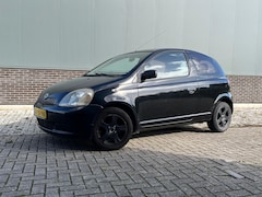 Toyota Yaris - 1.0-16V VVT-i Sol