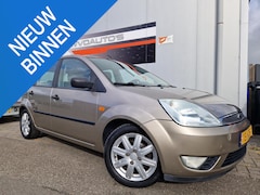 Ford Fiesta - 1.6-16V Ghia