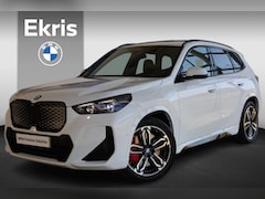 BMW iX1 - eDrive20 M Sportpakket Pro | Innovation Pack | Panoramadak | Head Up Display