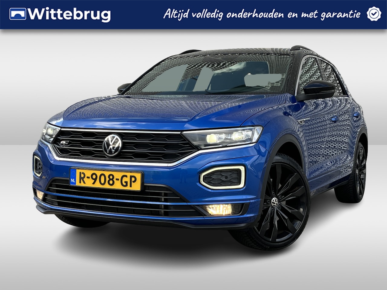 Volkswagen T-Roc - 1.5 TSI Sport Business R / Digitaal dashboard / Pano / Navigatie / Camera / Parkeersensore - AutoWereld.nl