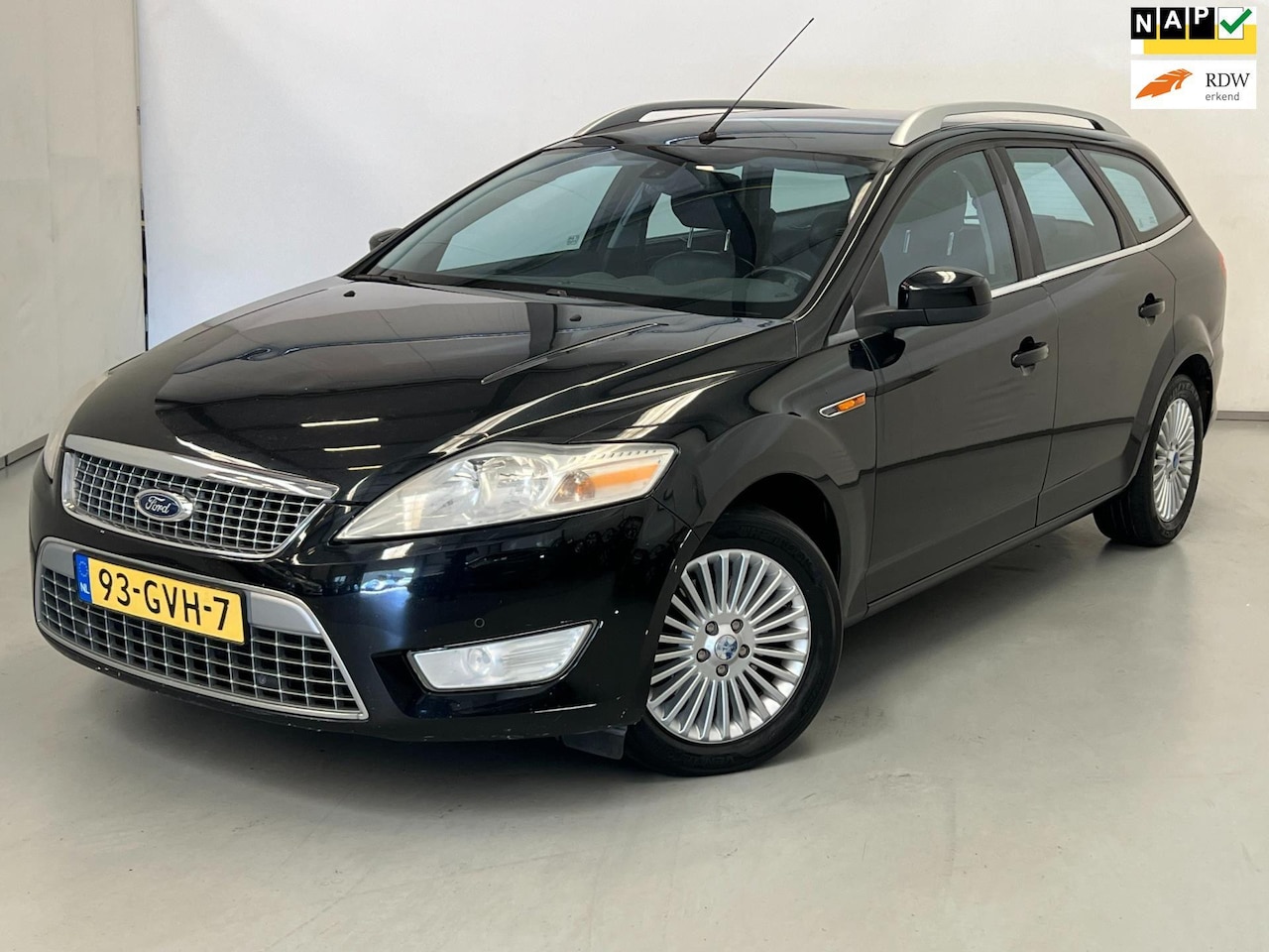 Ford Mondeo Wagon - 2.3-16V Titanium / Aut / Leder / Trekhaak - AutoWereld.nl