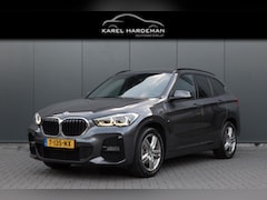 BMW X1 - SDrive18i High Executive M-PAKKET | ADAPTIEVE CRUISE CONTROL | TREKHAAK | HEAD UP DISPLAY