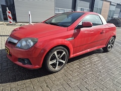 Opel Tigra TwinTop - 1.4-16V Sport airco cruise grote beurt nieuwe banden