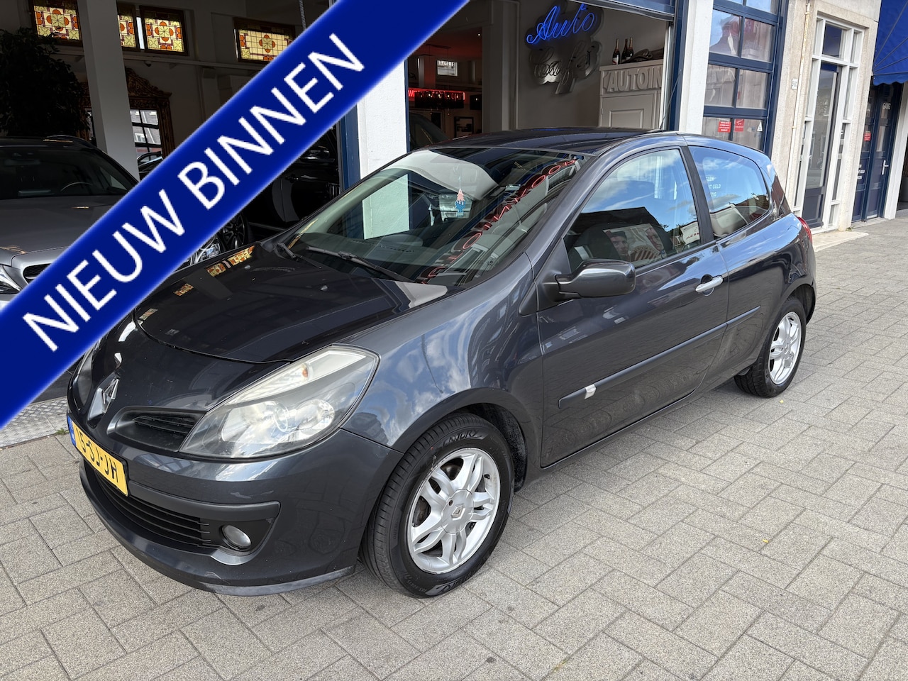Renault Clio - 1.4-16V Team Spirit APK 7-2026/NETTE STAAT - AutoWereld.nl