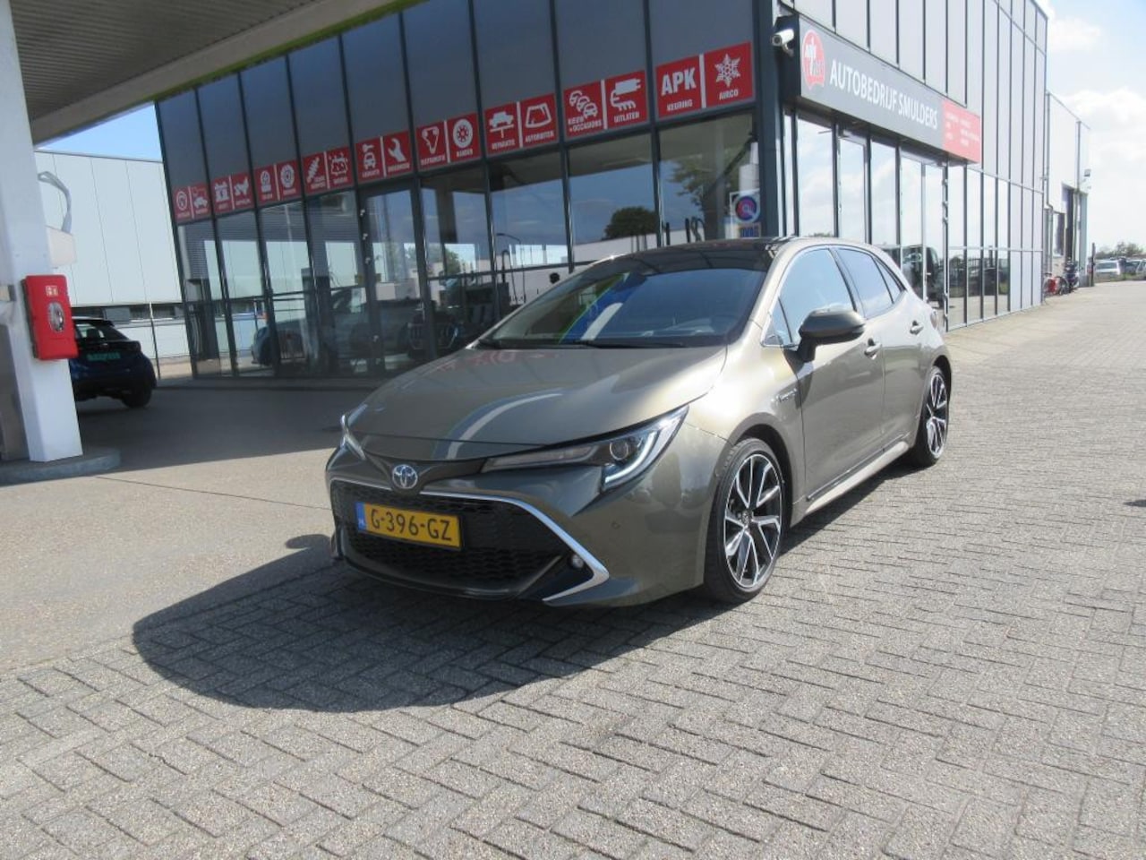 Toyota Corolla - 1.8 Hybrid Executive 1.8 Hybrid Executive - AutoWereld.nl