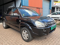 Hyundai Tucson - 2.0 I 2WD 2008 Zwart AIRCO|NAP|NIEUWE APK