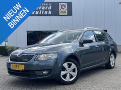 Skoda Octavia Combi - 1.6 TDI Greenline TREKHAAK NAV CRUISE