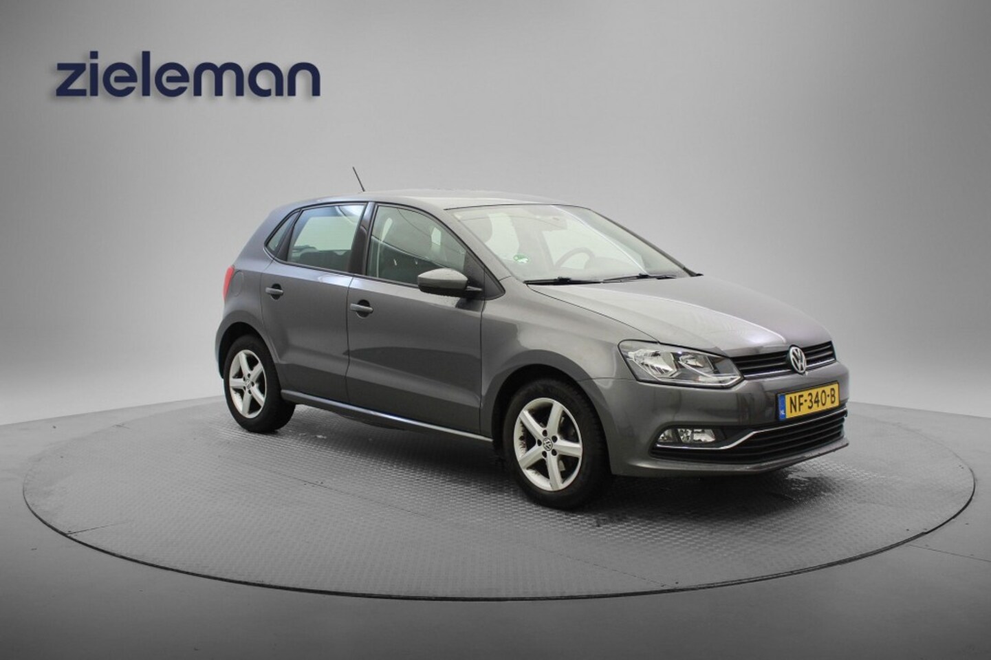 Volkswagen Polo - 1.2 TSI Comfortline - Carplay, Cruise, Trekhaak - AutoWereld.nl
