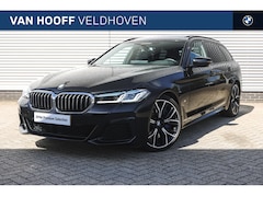 BMW 5-serie Touring - 540i xDrive High Executive M Sport Automaat / Panoramadak / Trekhaak / Stoelventilatie / L