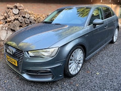 Audi A3 Sportback - 1.4 e-tron PHEV Ambition Pro Line plus Cruise / Aut. parkeren / Keyless Entry / Camera / LUXE
