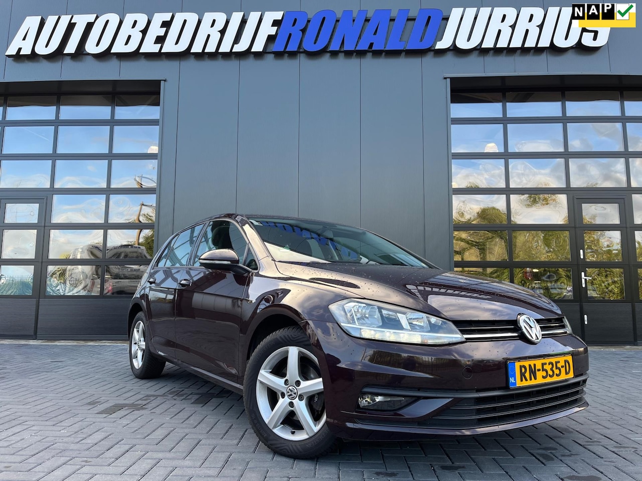 Volkswagen Golf - 1.0 TSI NL.Auto/84.000km Origineel/Airco/5Deurs/Nieuwe Apk/2De Eigenaar - AutoWereld.nl