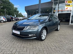 Skoda Octavia Combi - 1.0 TSI Greentech Style Business, Automaat, Carplay, Parkpilot, Trekhaak
