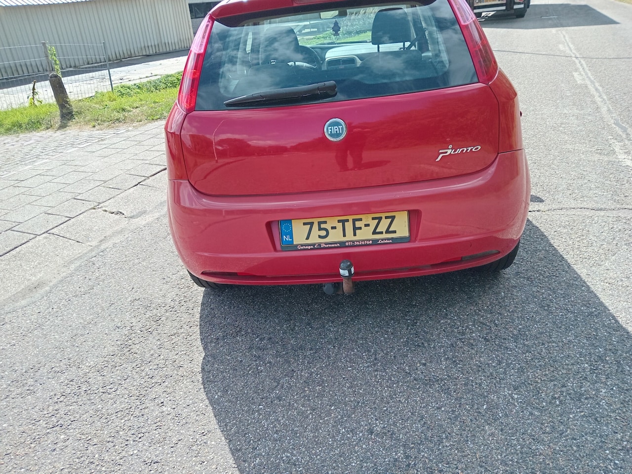 Fiat Grande Punto - 1.4 Edizione Blue & Me AUTOMAAT 5 DEURS 1750 EURO - AutoWereld.nl