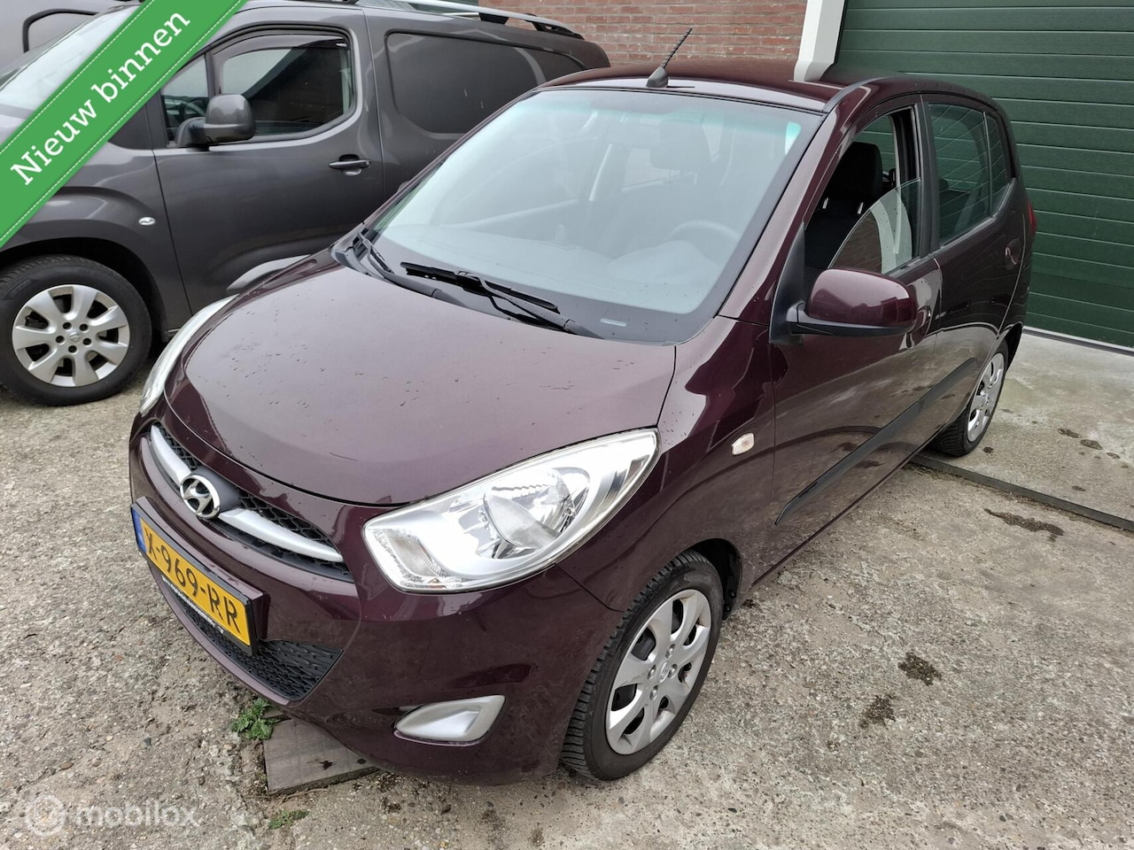 Hyundai i10 - 1.1 i-Motion Cool Airco/nette auto! - AutoWereld.nl