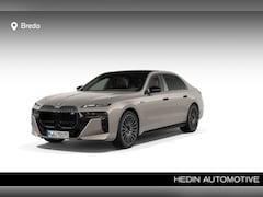 BMW 7-serie - M760e xDrive Elektrische deuren | Bowers & Wilkins Sound System | Iconic Glow Crystal kopl