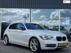 BMW 1-serie - 116i Business+ SportLine Automaat/Led