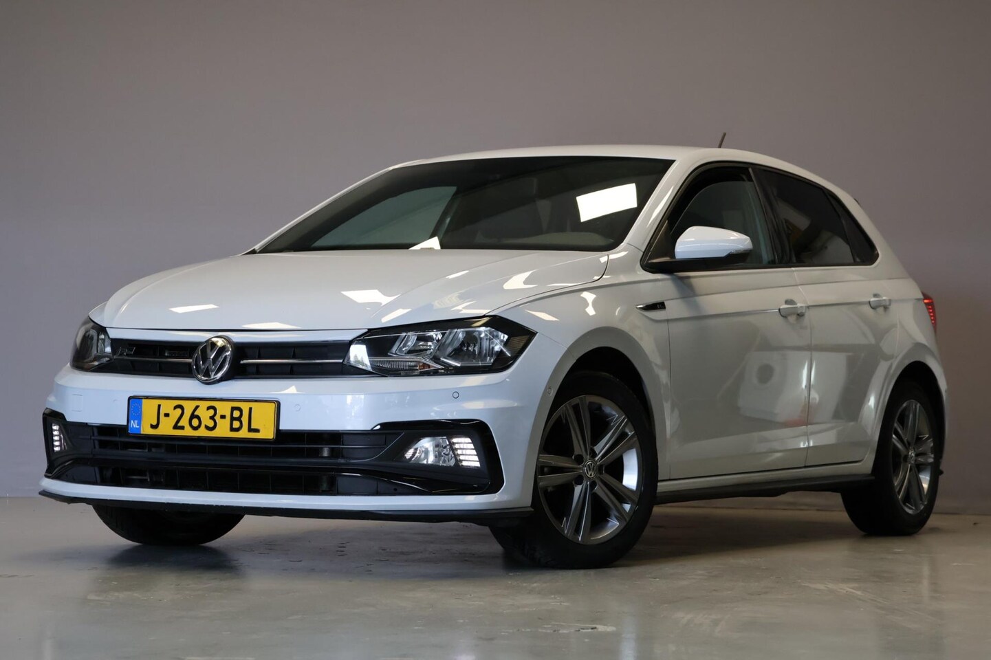 Volkswagen Polo - 1.0 TSI HL R Line Business |DSG|Carplay|Parkassist| - AutoWereld.nl